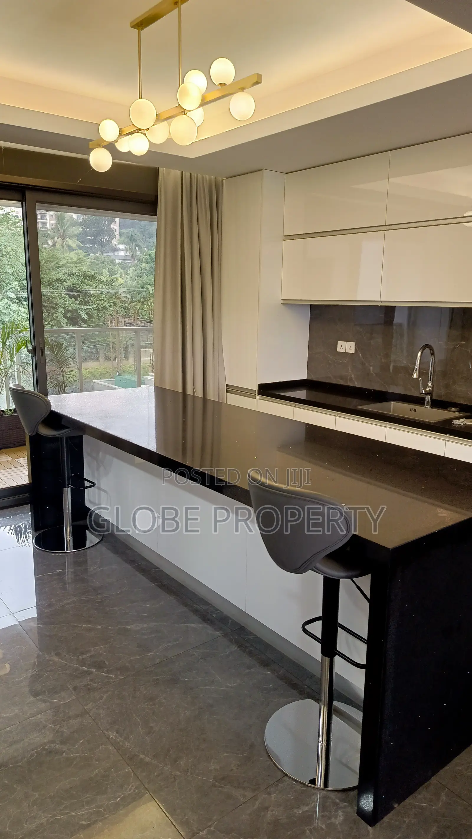 Furnished 4bdrm Apartment in Kololo, Central Division for rent