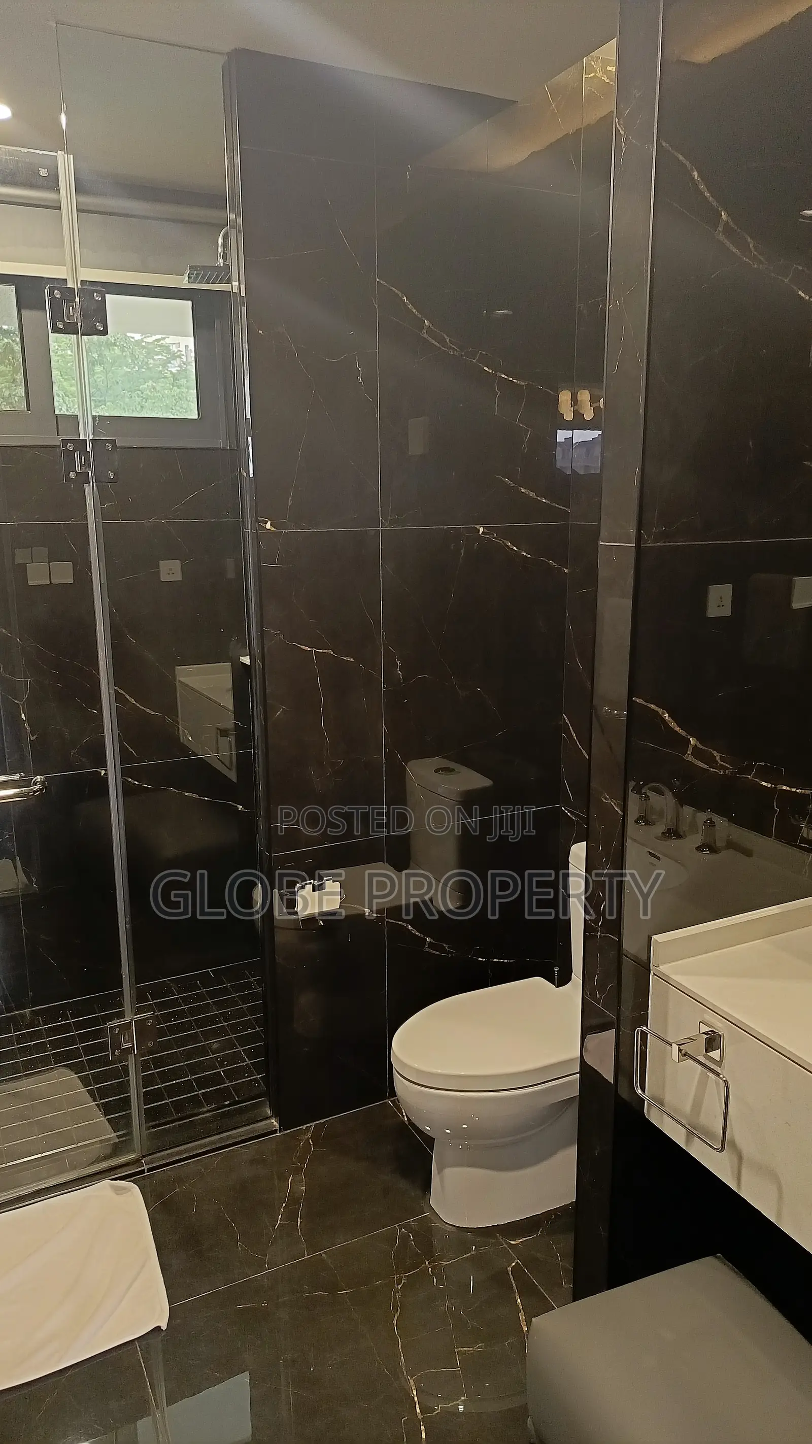 Furnished 4bdrm Apartment in Kololo, Central Division for rent