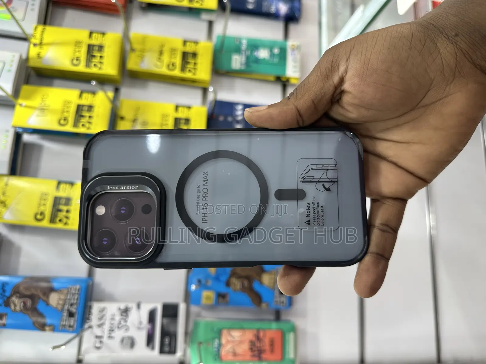iPhone 16 Pro Max Wireless Charging Cover
