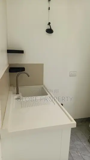 Furnished 4bdrm Apartment in Kololo, Central Division for rent