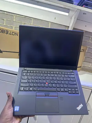 Laptop Lenovo ThinkPad T470s 8GB Intel Core I5 SSHD (Hybrid) 256GB