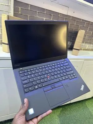 Laptop Lenovo ThinkPad T470s 16GB Intel Core I5 SSHD+SSD 512GB