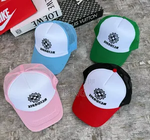 Tommy Caps