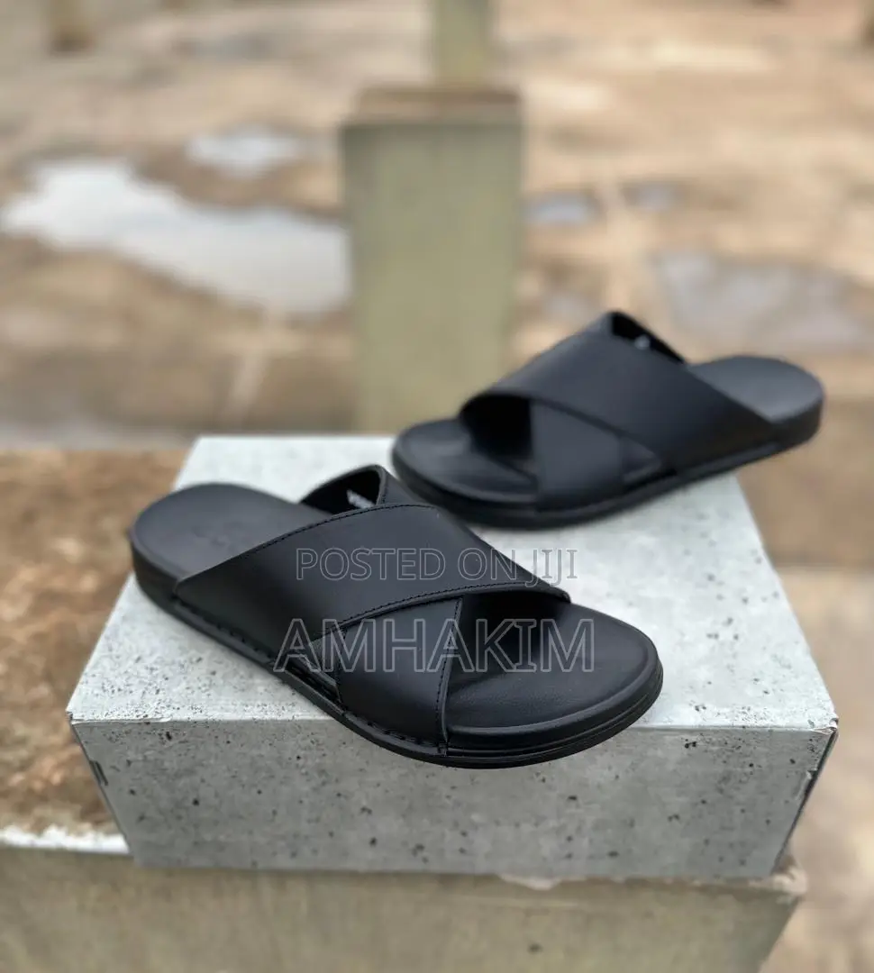 Classic Crossed Leather Ecco Men's Sandals in Stock