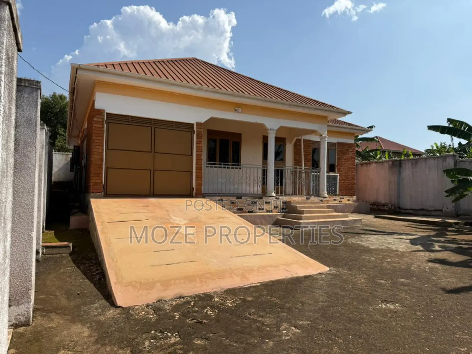 3bdrm Bungalow in Kira Nsasa Estate, Central Division for sale