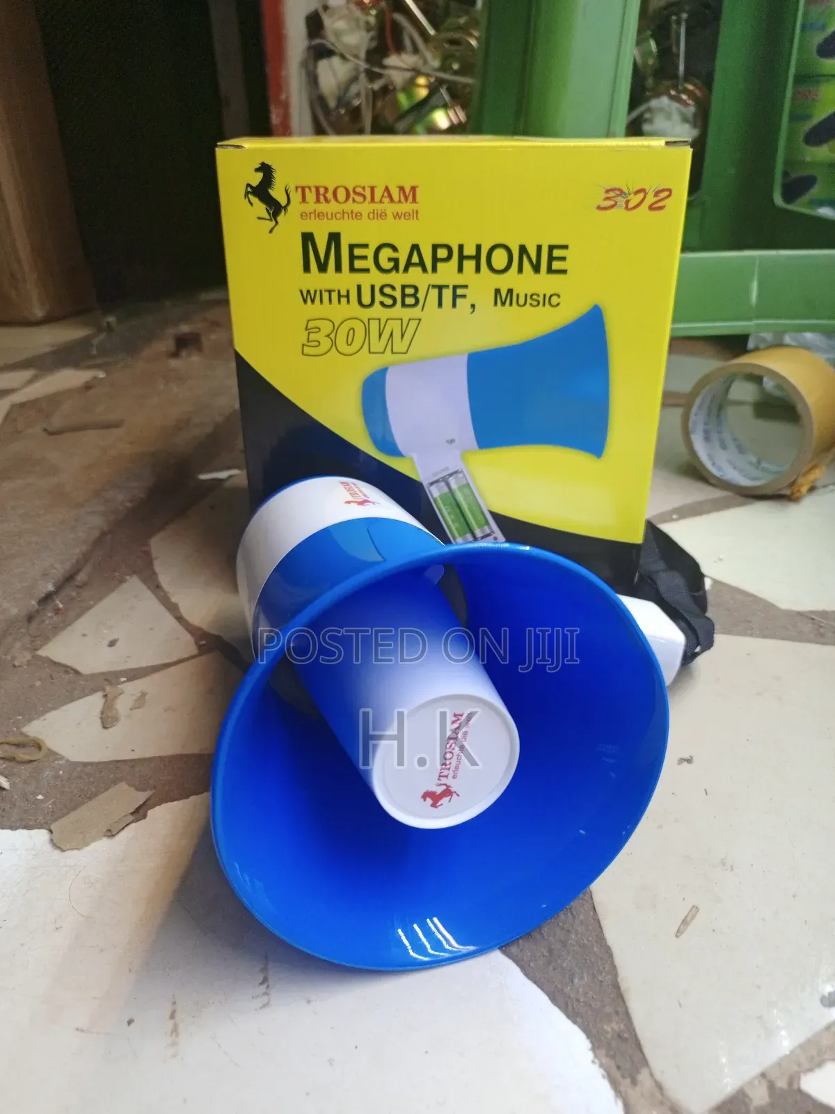 Trosiam 30w Megaphone With Usb/Tf Card Support