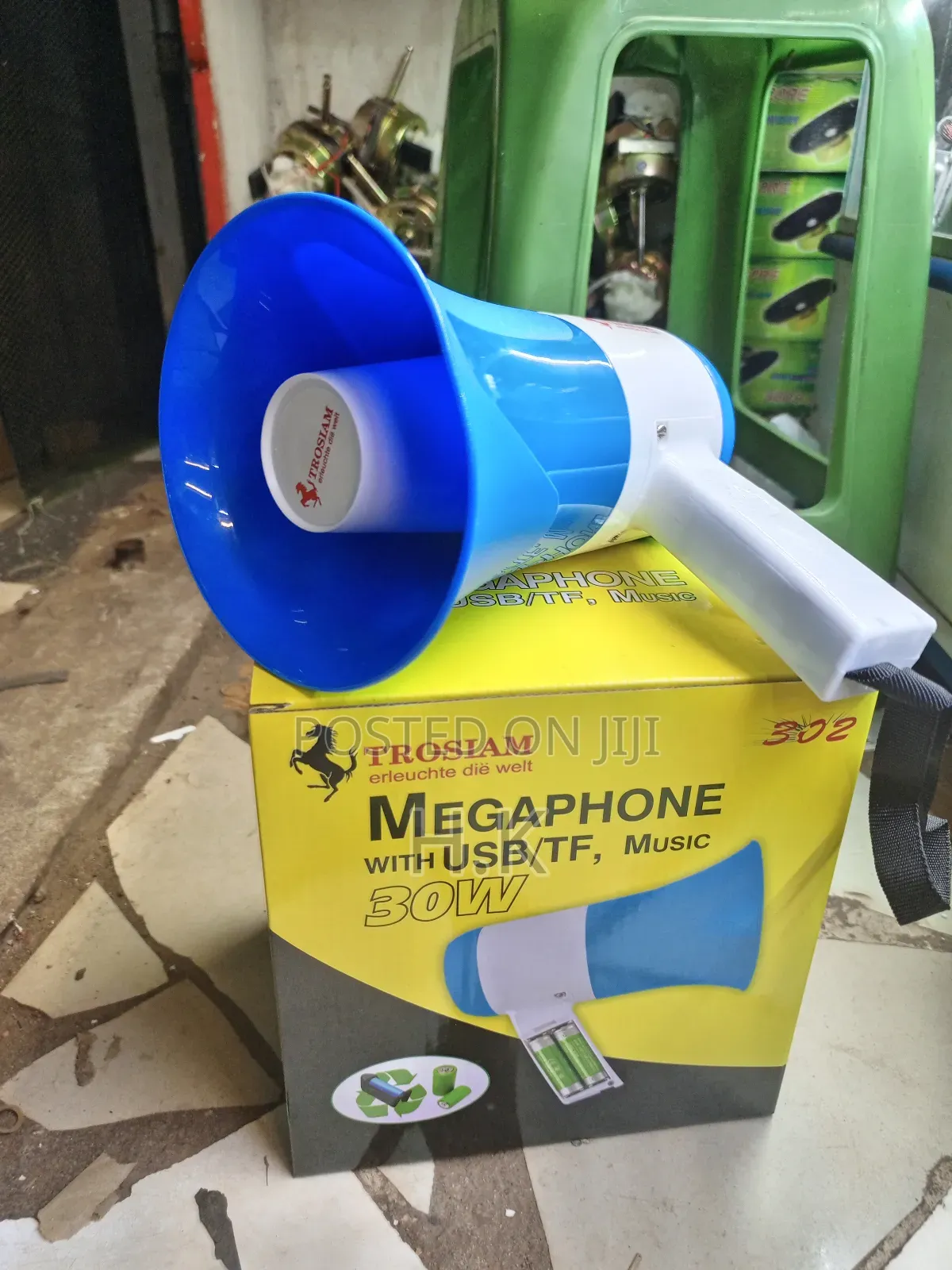 Trosiam 30w Megaphone With Usb/Tf Card Support
