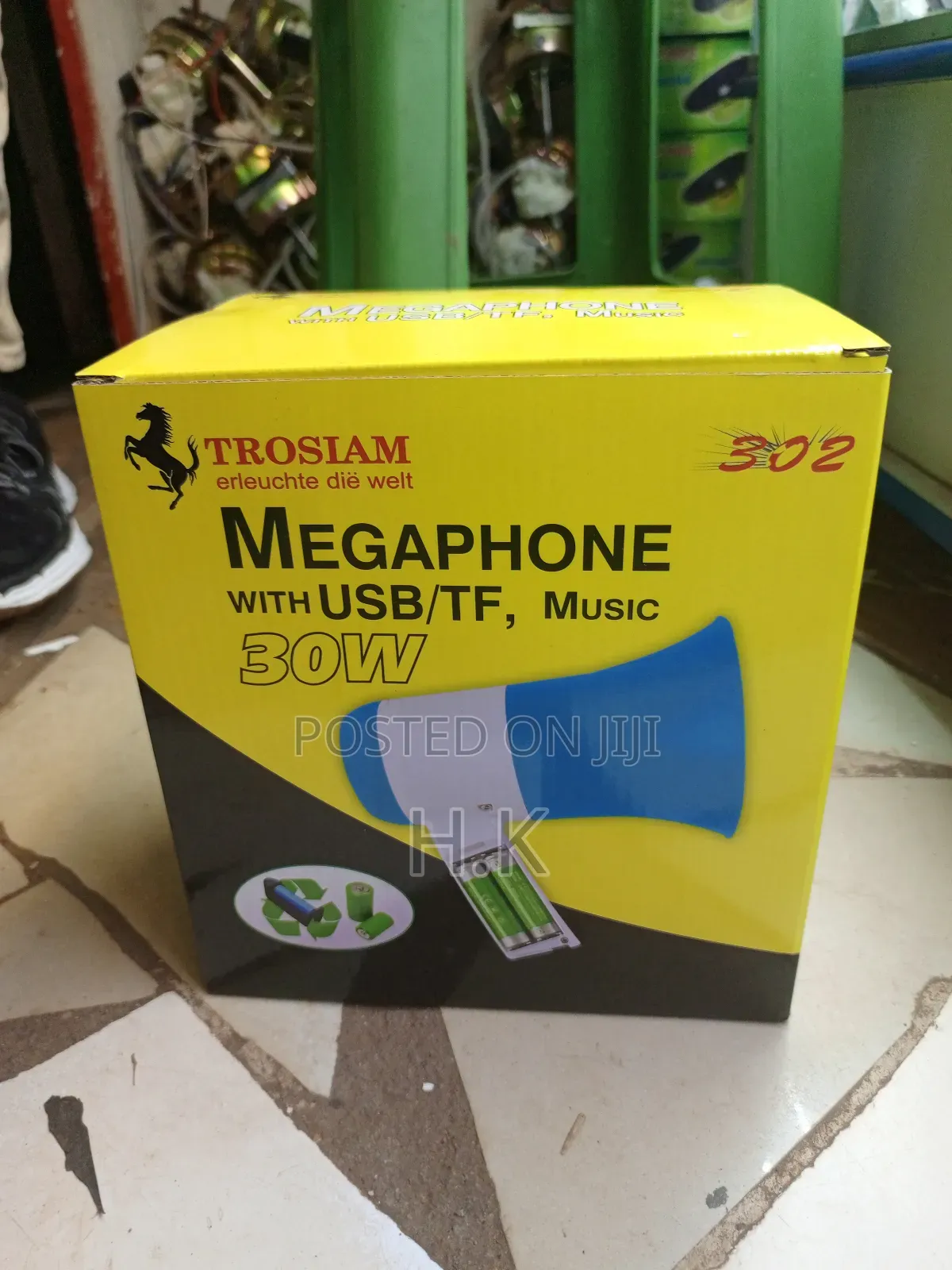 Trosiam 30w Megaphone With Usb/Tf Card Support
