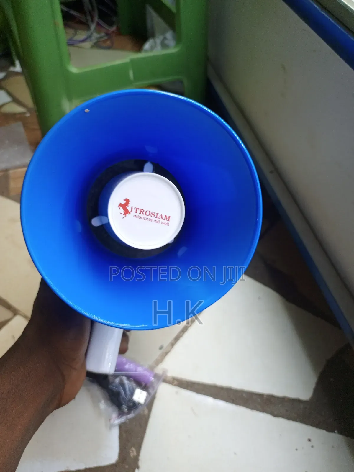 Trosiam 30w Megaphone With Usb/Tf Card Support
