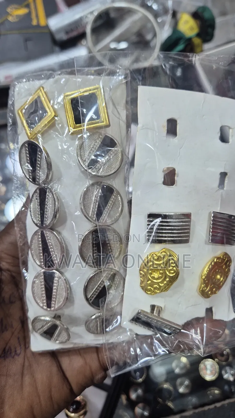 1pair Cufflinks For Men Elegant Tone Fashion Design