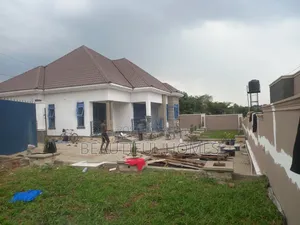 Furnished 4bdrm Bungalow in Kira for sale