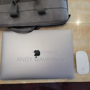 Laptop Apple MacBook 2019 16GB Intel Core I7 SSD 256GB
