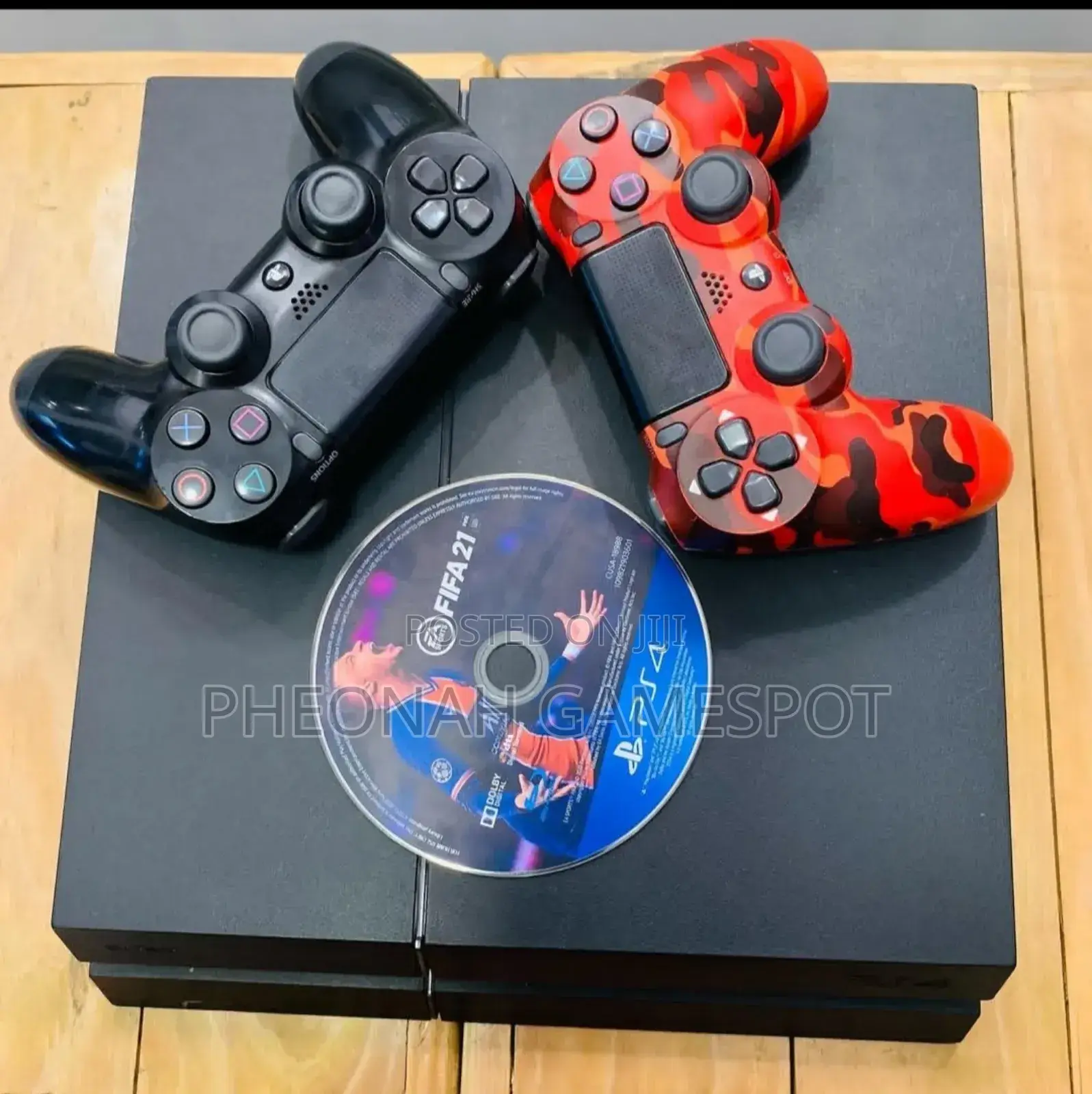Chipped Ps4, Controllers, All Accessories 10+ Games!