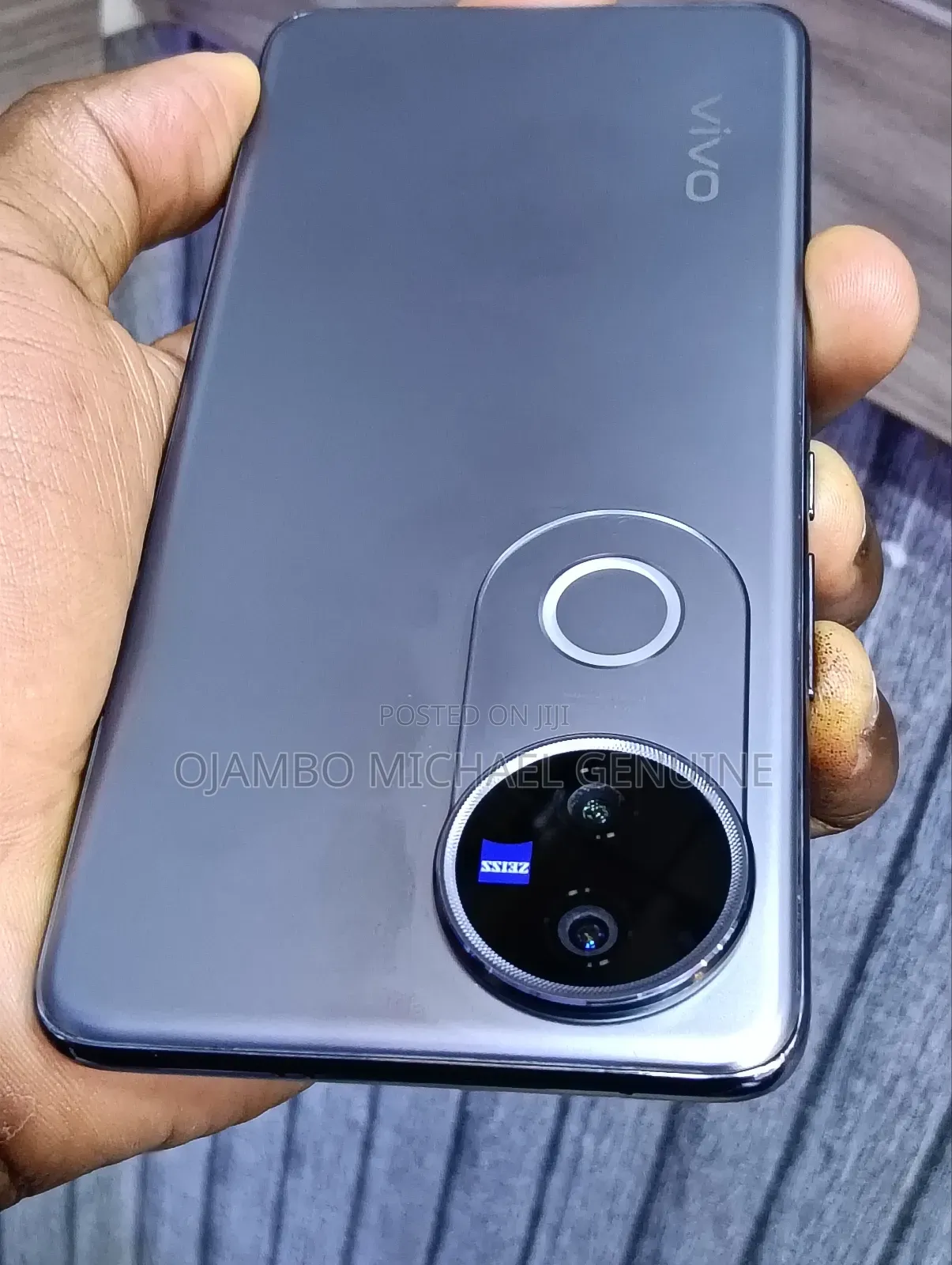 Vivo V50 512 GB Gray