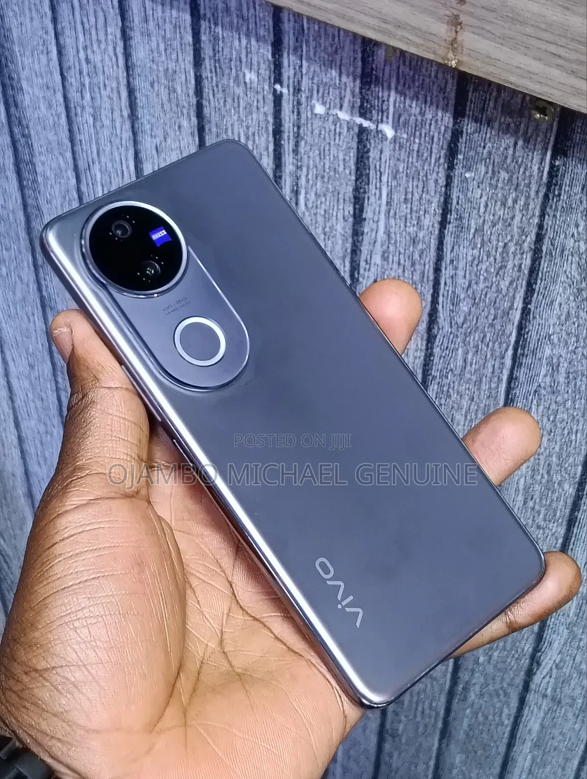 Vivo V50 512 GB Gray