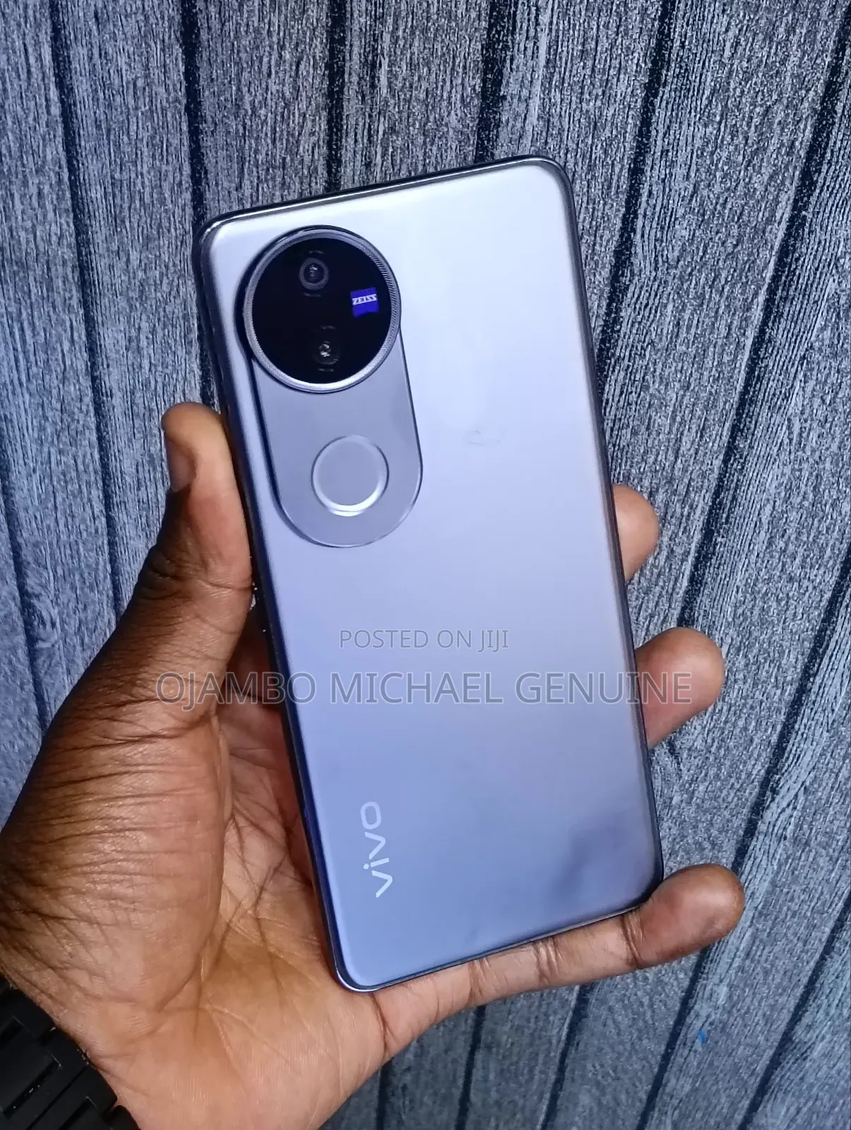 Vivo V50 512 GB Gray