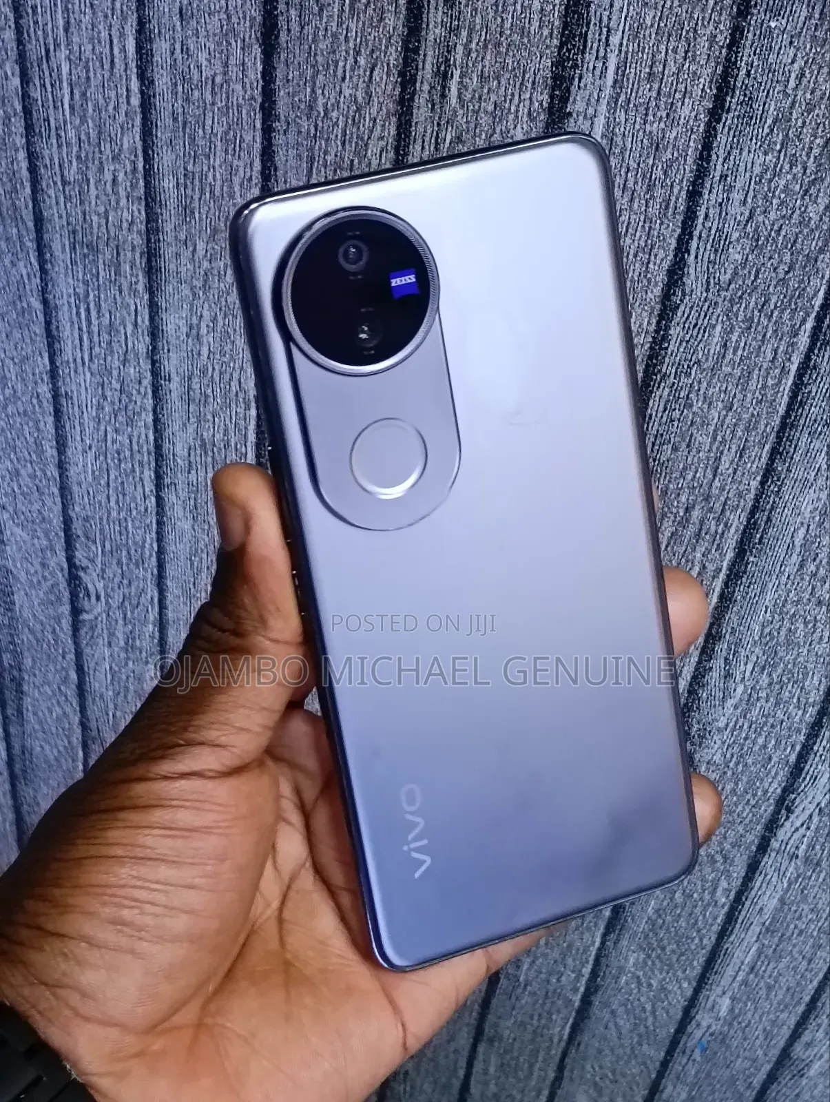 Vivo V50 512 GB Gray