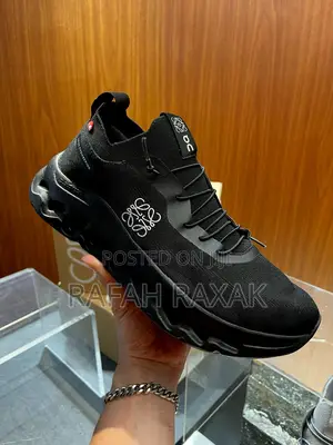 Original Triple Black Leowe X On Cloudtilt Running Trainers