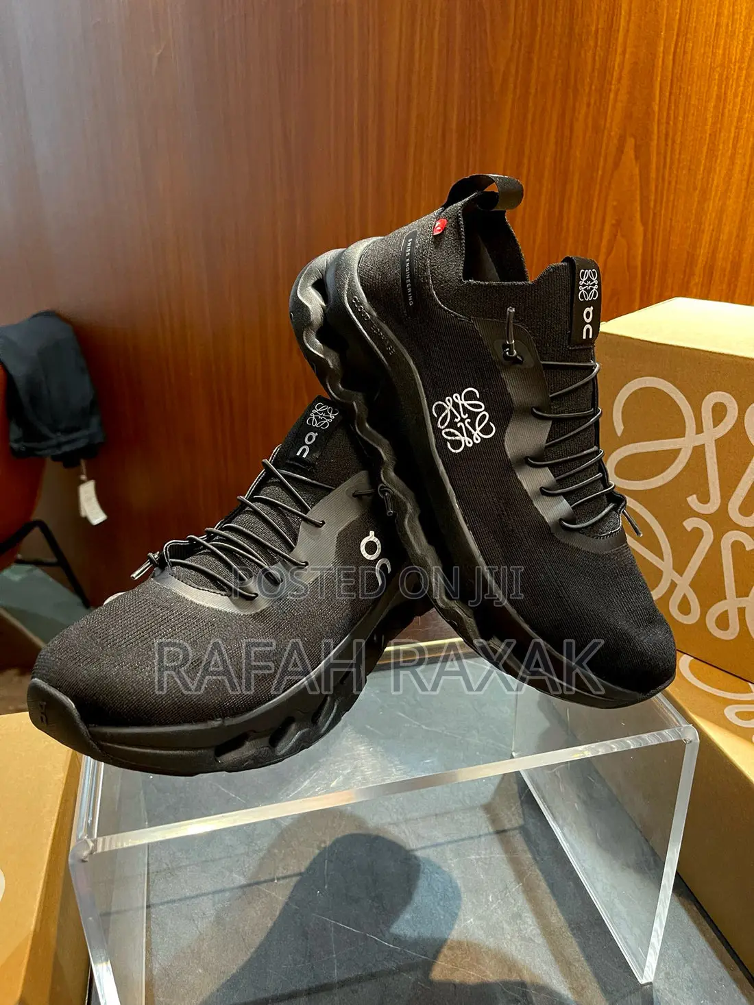 Original Triple Black Leowe X On Cloudtilt Running Trainers