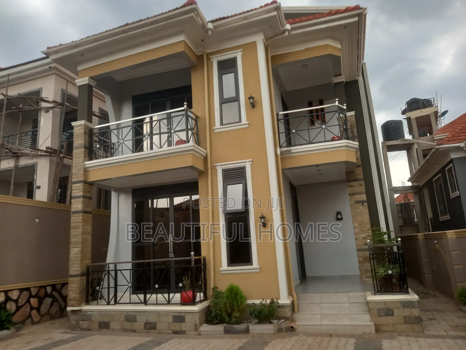 Furnished 4bdrm Duplex in Najjera, Central Division for sale