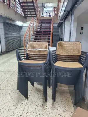 Arm Chairs With Backrest Plastic Chairs