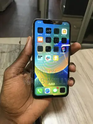 Photo - Apple iPhone X 64 GB White