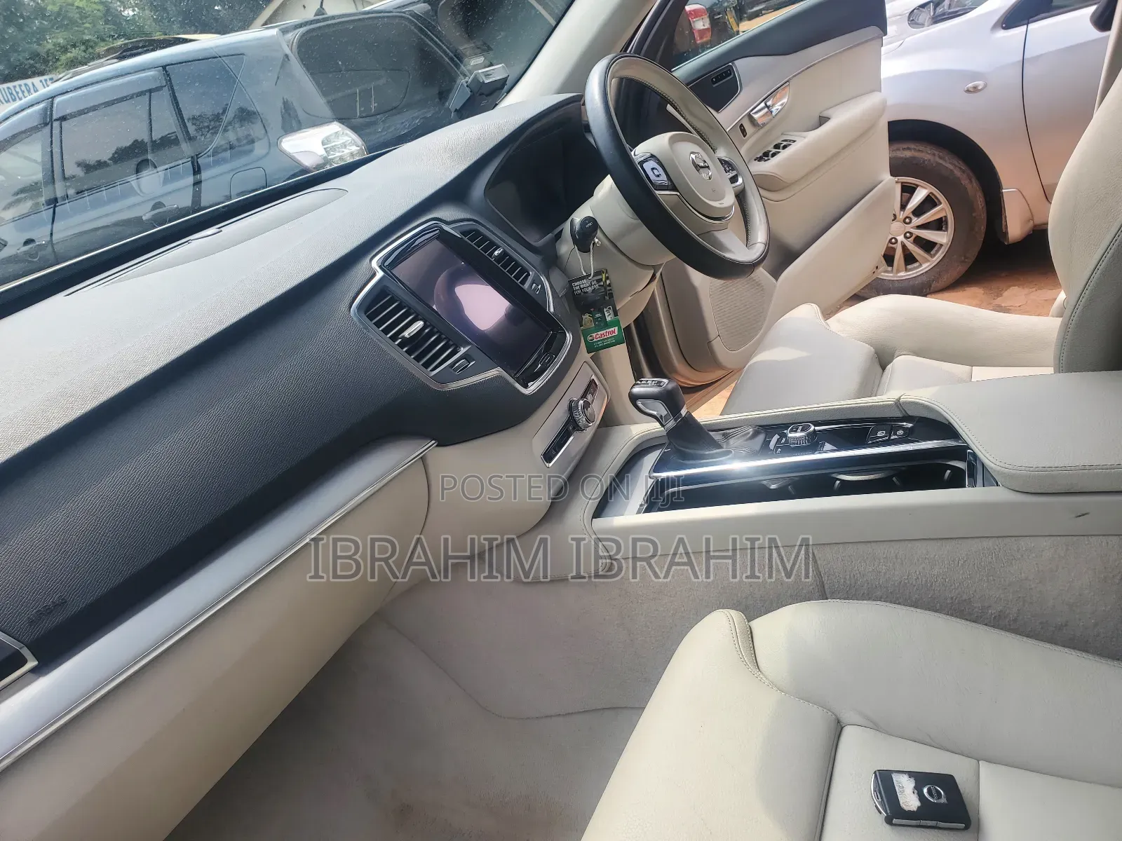 Volvo XC90 2016 Gold