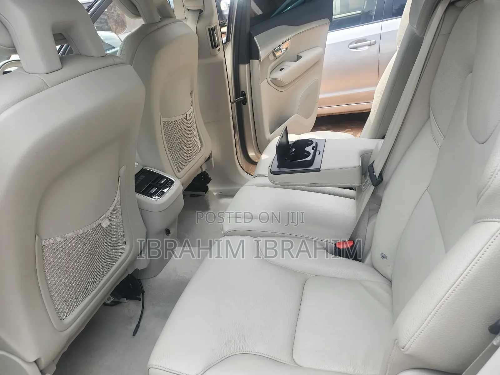 Volvo XC90 2016 Gold