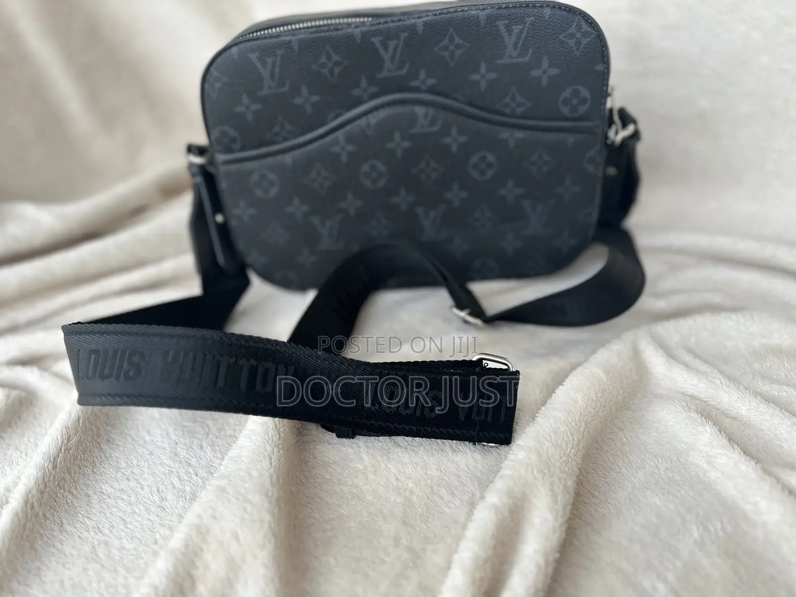 Original Louis Vuitton Crossbody Bag