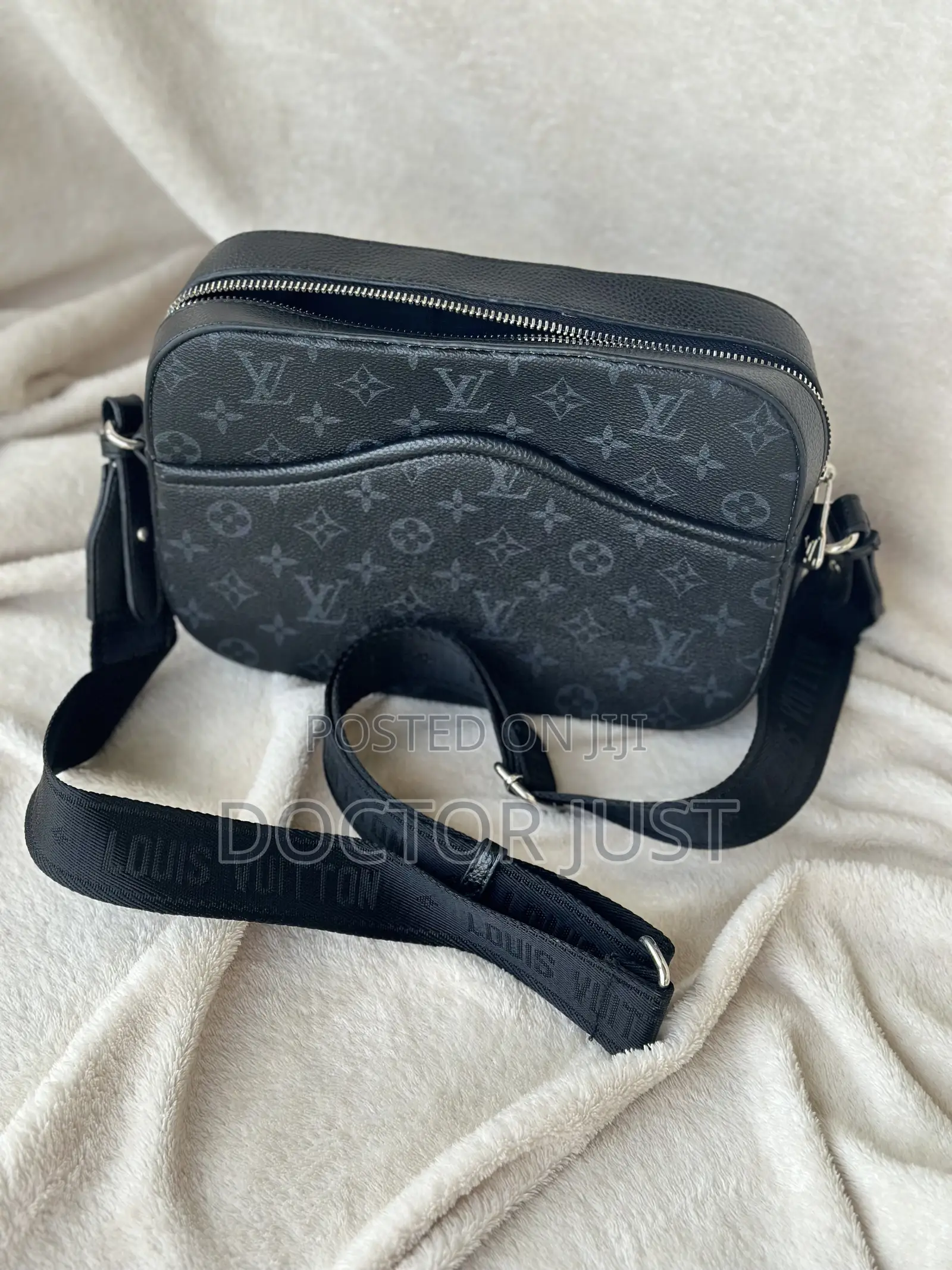 Original Louis Vuitton Crossbody Bag