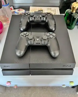 Chipped Playstation 4 Standard Console for Sale!. 15 Games