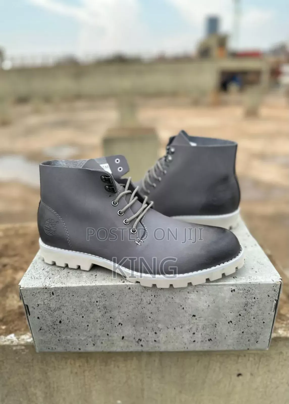Factual Boots