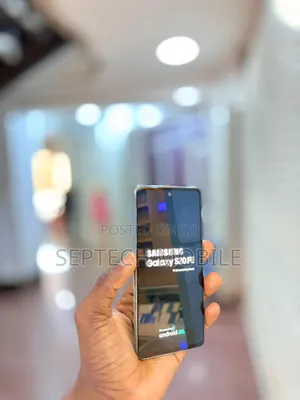New Samsung Galaxy S20 FE LTE Exynos 128 GB Black