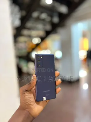 New Samsung Galaxy S20 FE LTE Exynos 128 GB Black