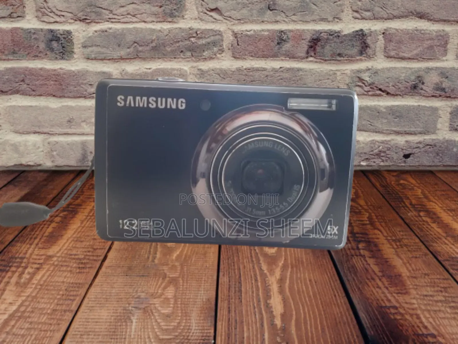 Digital Camera