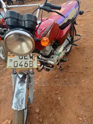 Bajaj Boxer 2020 Red