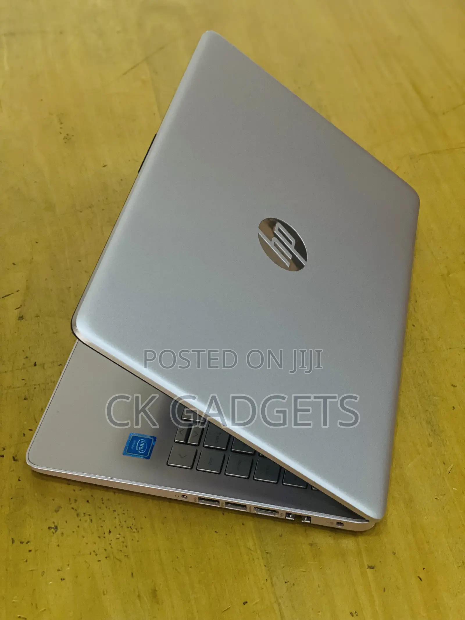 New Laptop HP OmniBook X Laptop 14-Fe0097nr 4GB Intel Celeron SSD 60GB