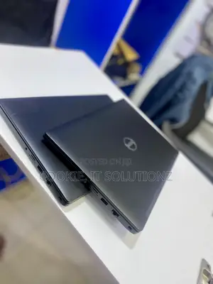 Laptop Dell Latitude 7480 8GB Intel Core i5 SSHD (Hybrid) 256GB