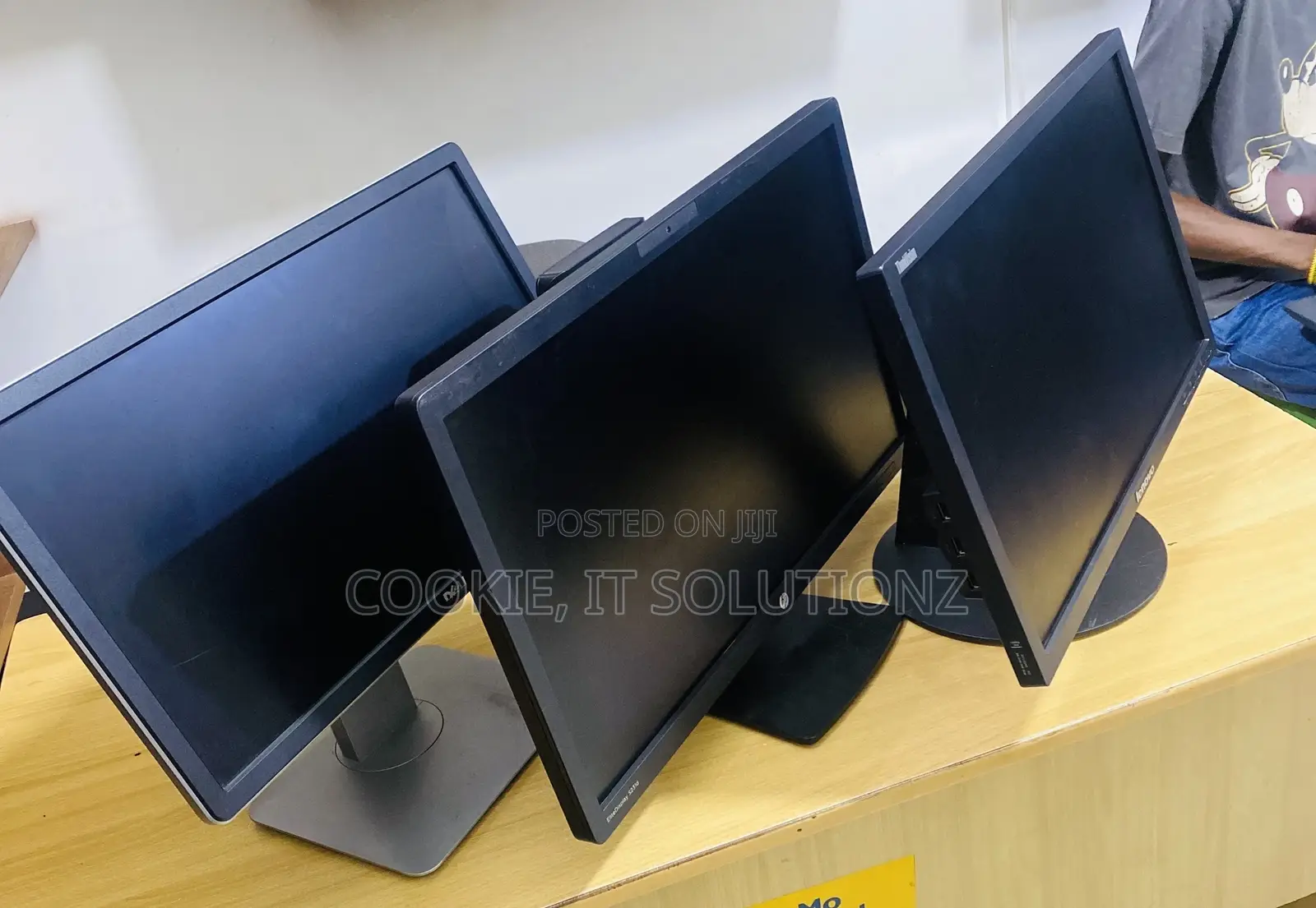 Computer Monitors Dell