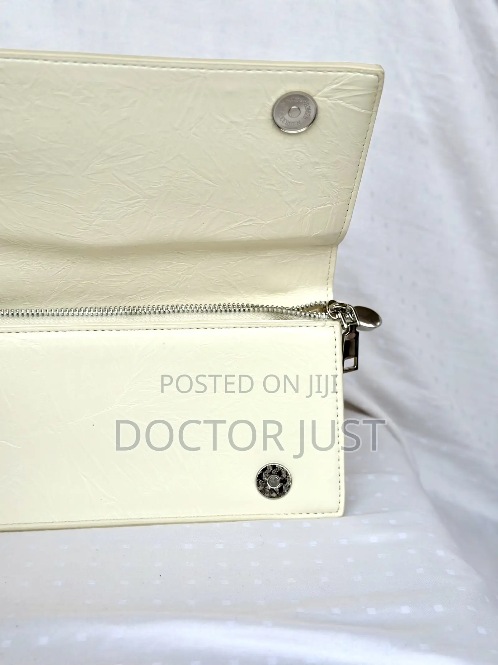 White Stylish Shoulder Bag