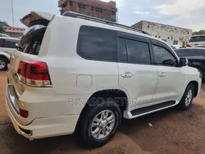 Toyota Land Cruiser 4.5 V8 VXR 2008 White