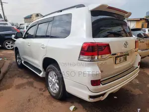 Toyota Land Cruiser 4.5 V8 VXR 2008 White