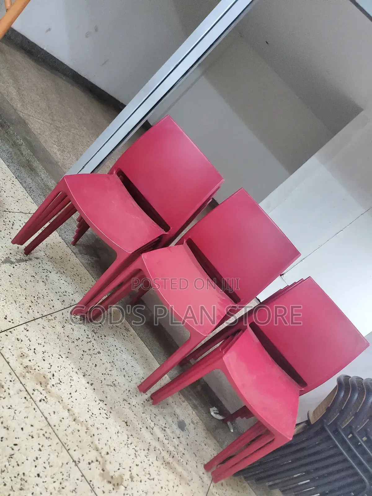 Economic Plastic Chairs Economic Plastic Chairs