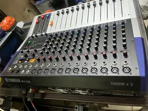 Amplified Mixer Yamaha Kv12