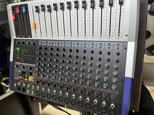Amplified Mixer Yamaha Kv12