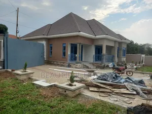 Furnished 4bdrm House in Kira for sale