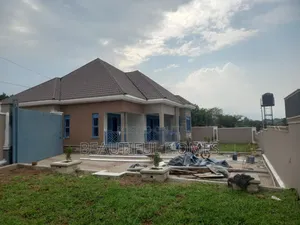 Furnished 4bdrm House in Kira for sale
