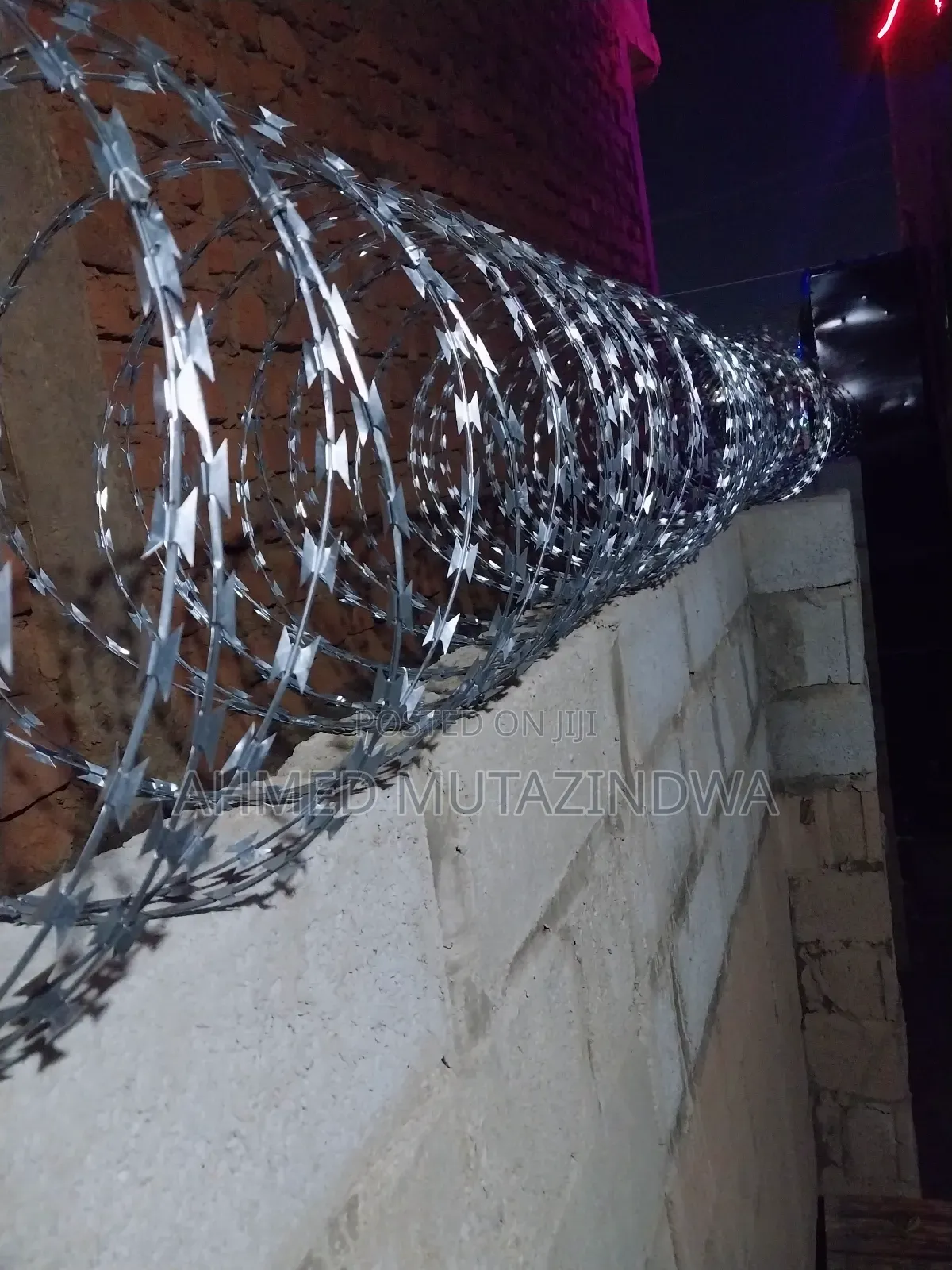 Razor Wire Fencing (Sekanyolya)