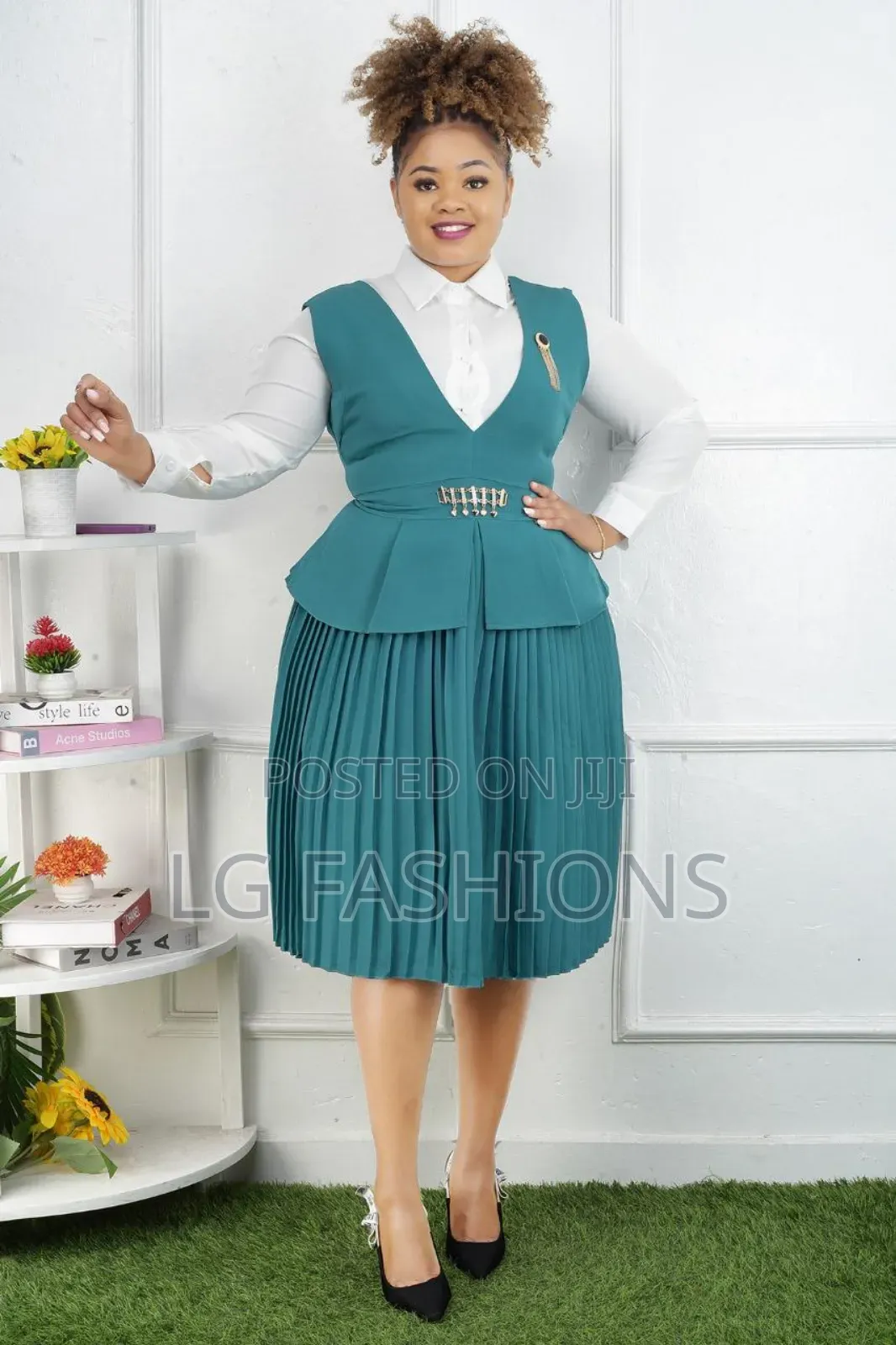 Ladies Suit 2 Piece
