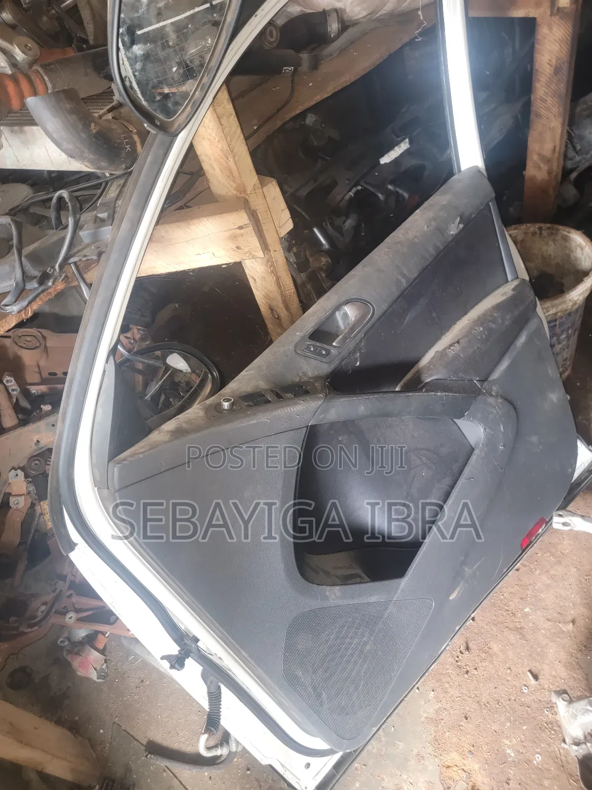 Front Door Tiguan